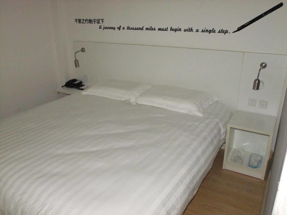 Motel 168 Tianjin Hongqi Road Baoshan Avenue エクステリア 写真